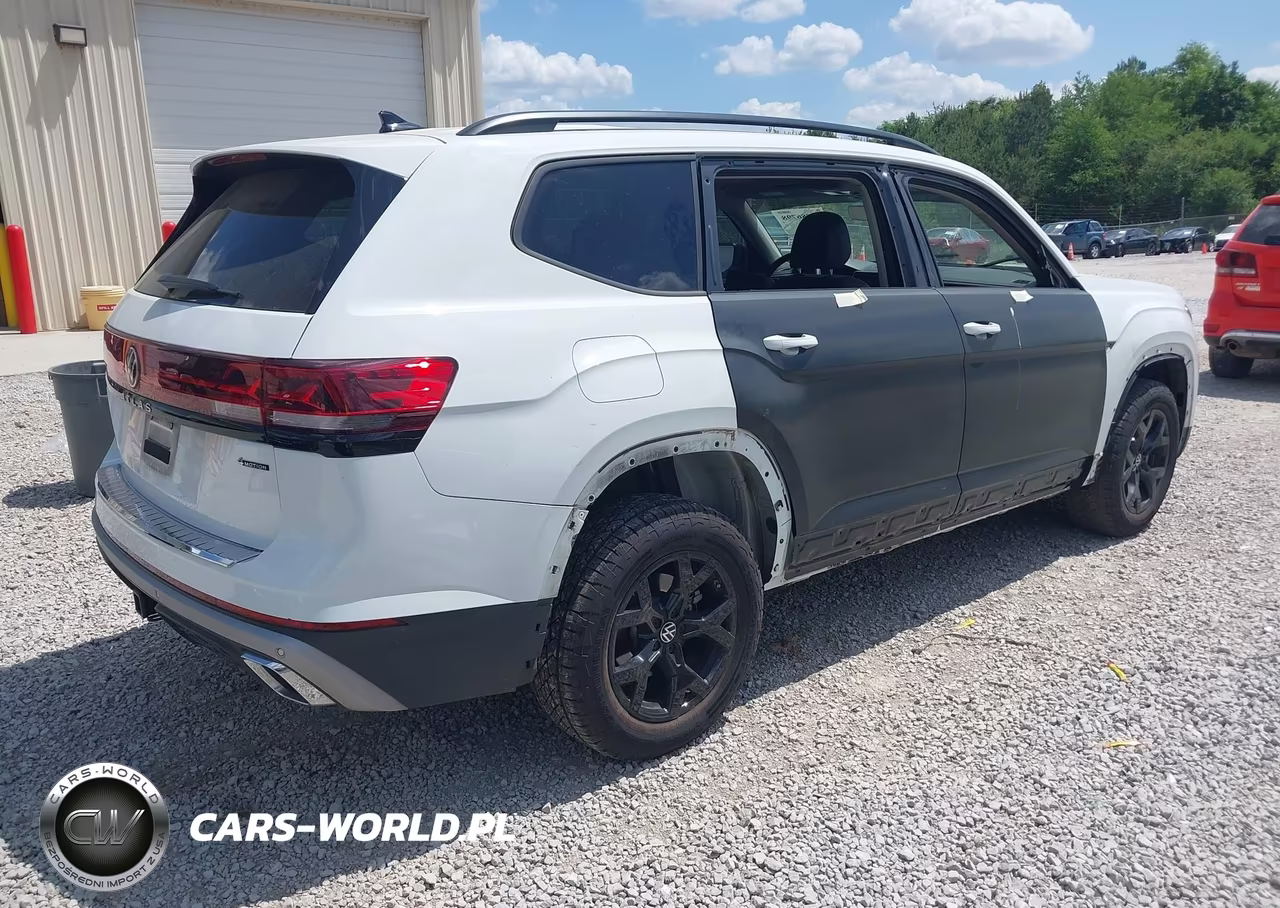 2024 Volkswagen Atlas 2.0T Peak Edition Se W-Technology VIN:1V2CR2CA9RC571399 - 4