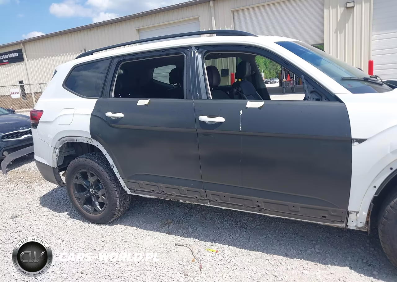 2024 Volkswagen Atlas 2.0T Peak Edition Se W-Technology VIN:1V2CR2CA9RC571399 - 6