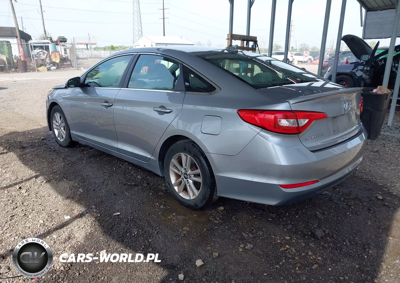 2015 Hyundai Sonata Se VIN:5NPE24AF5FH060233 - 3