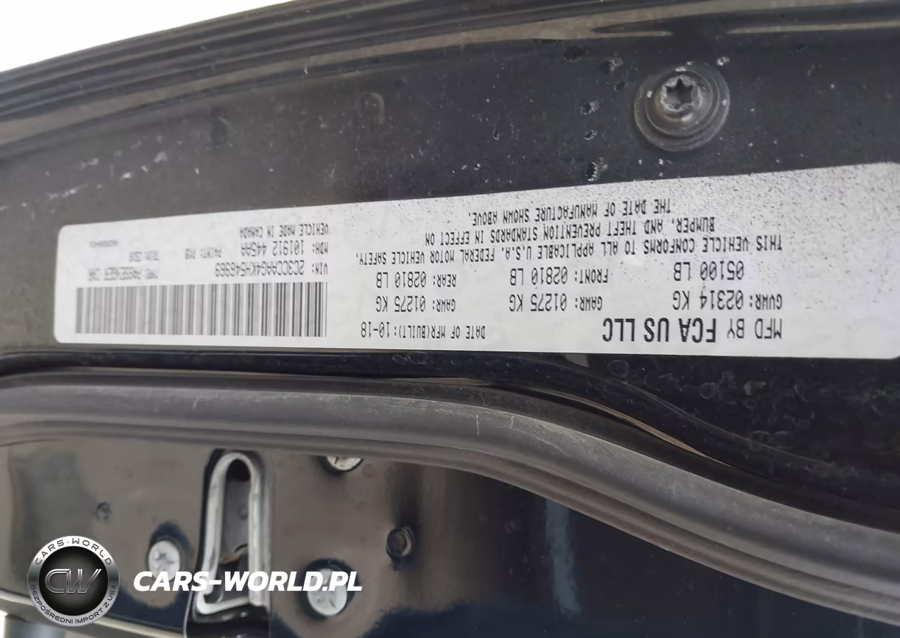 2019 Chrysler 300 Touring VIN:2C3CCAAG4KH546969 - 9