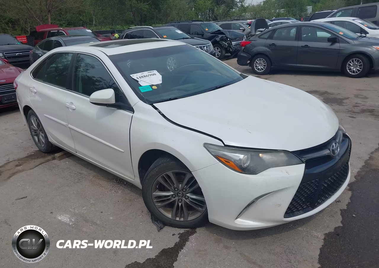 2016 Toyota Camry Se – zdjęcie 1 z 17