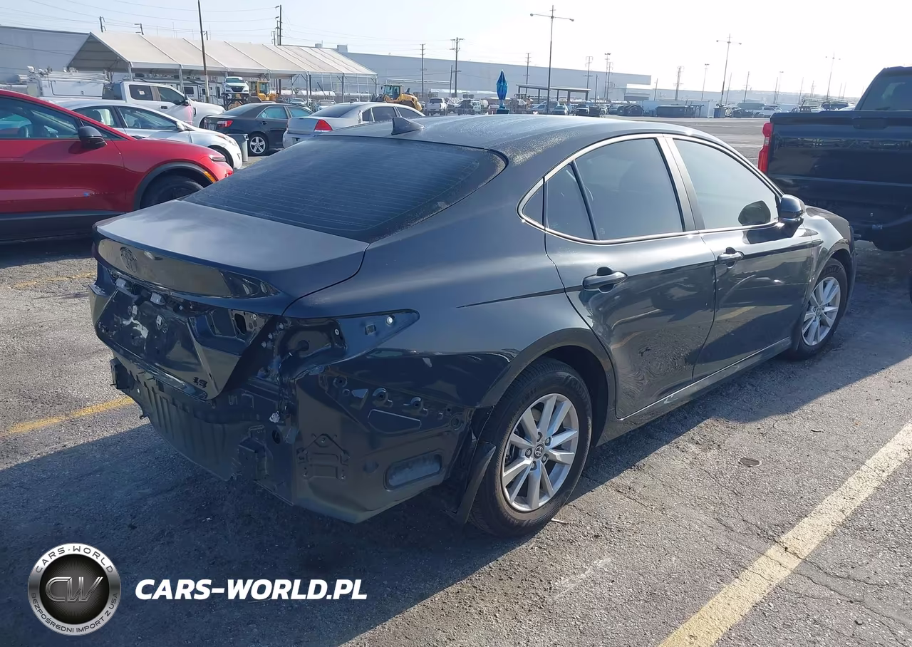 2025 Toyota Camry Le VIN:4T1DAACK4SU194914 - 4