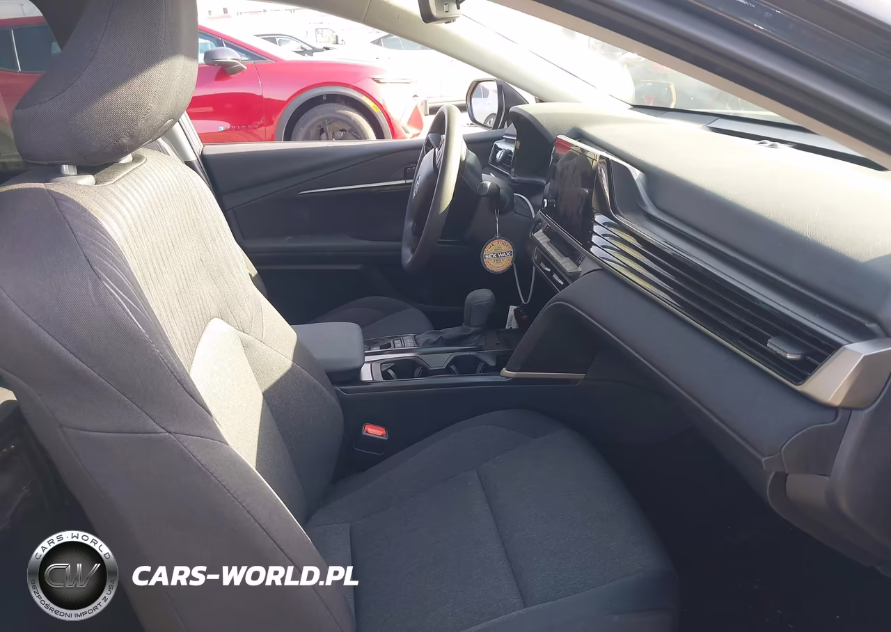 2025 Toyota Camry Le VIN:4T1DAACK4SU194914 - 5