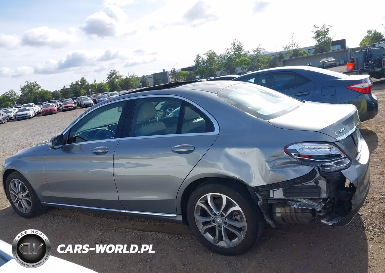 2015 Mercedes-Benz C 300 VIN:55SWF4JB3FU057463 - 14