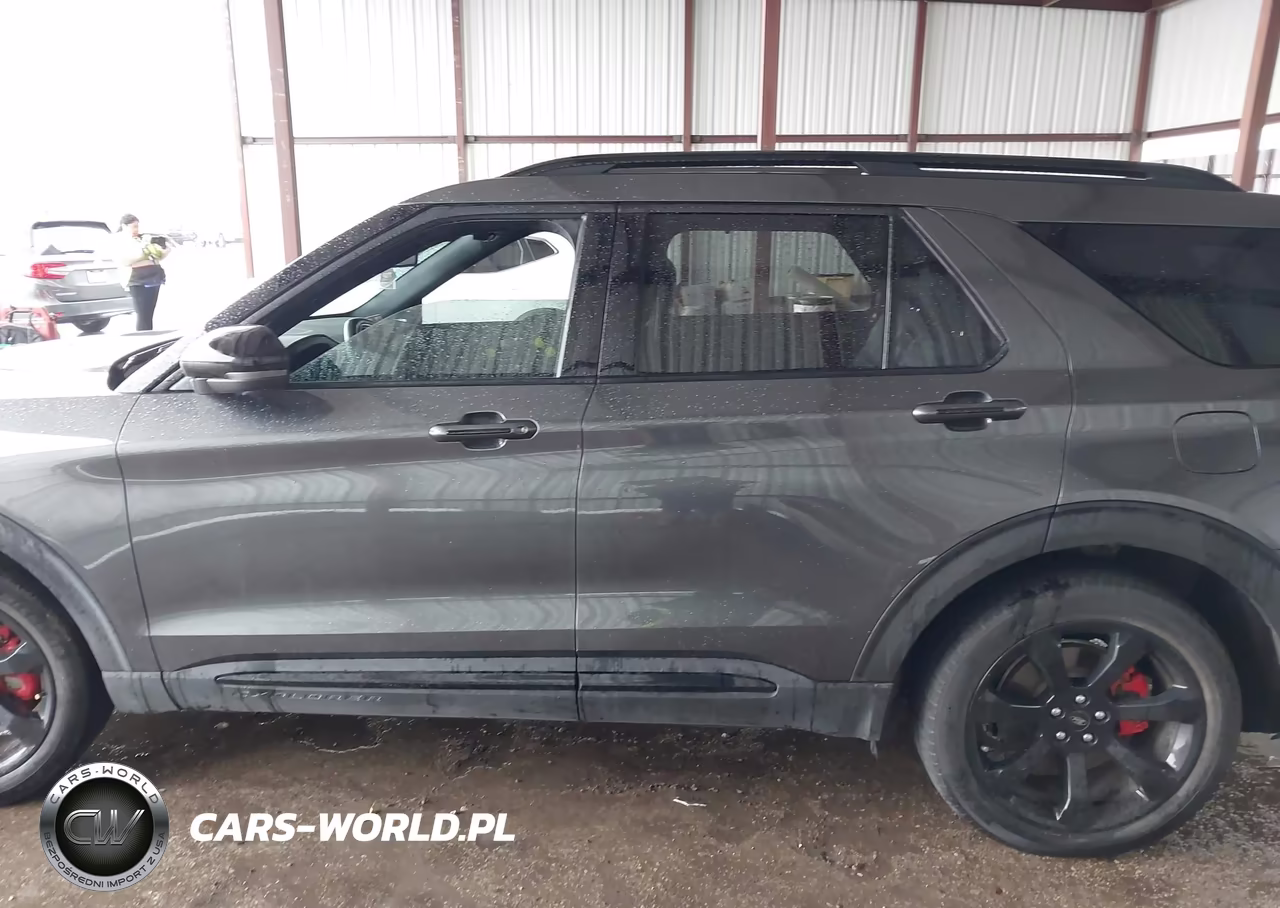 2020 Ford Explorer St VIN:1FM5K8GCXLGB52180 - 13