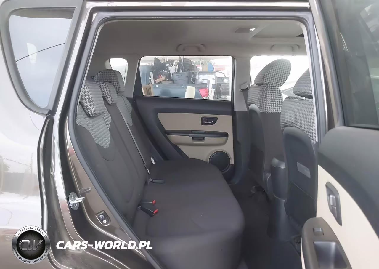 2010 Kia Soul ! VIN:KNDJT2A20A7124026 - 8