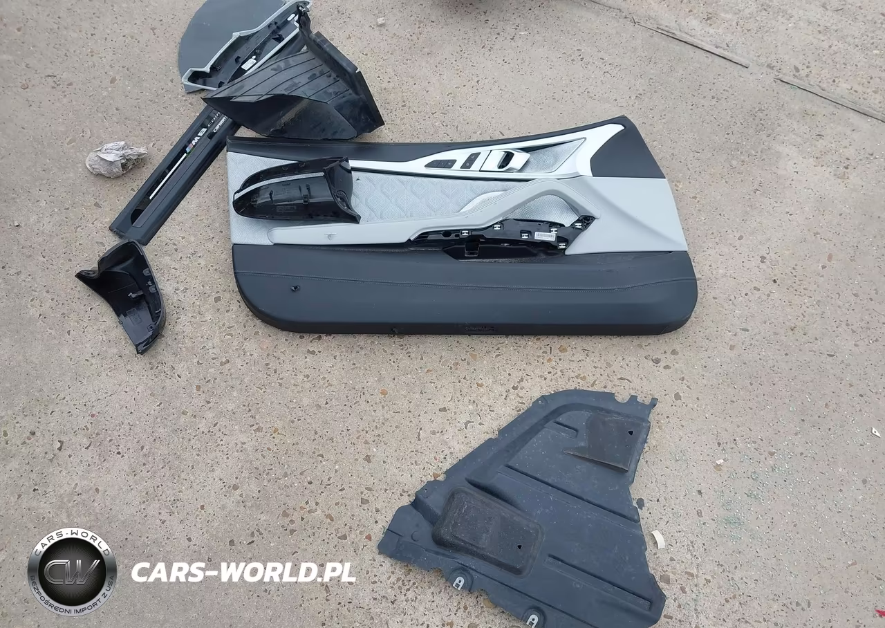 2020 BMW M8 Competition VIN:WBSAE0C06LCD38387 - 12