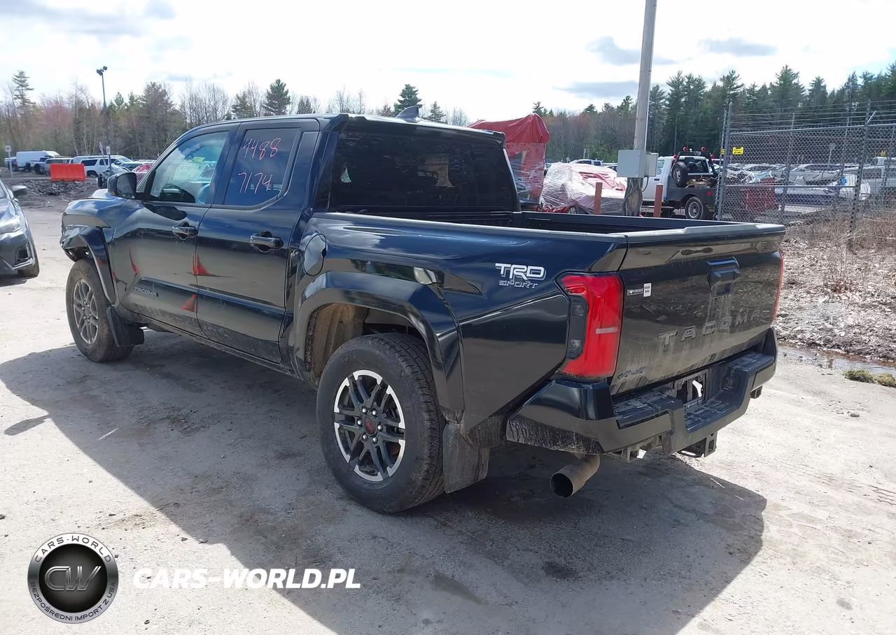 2025 Toyota Tacoma Trd Sport VIN:3TMLB5JN8SM172694 - 3