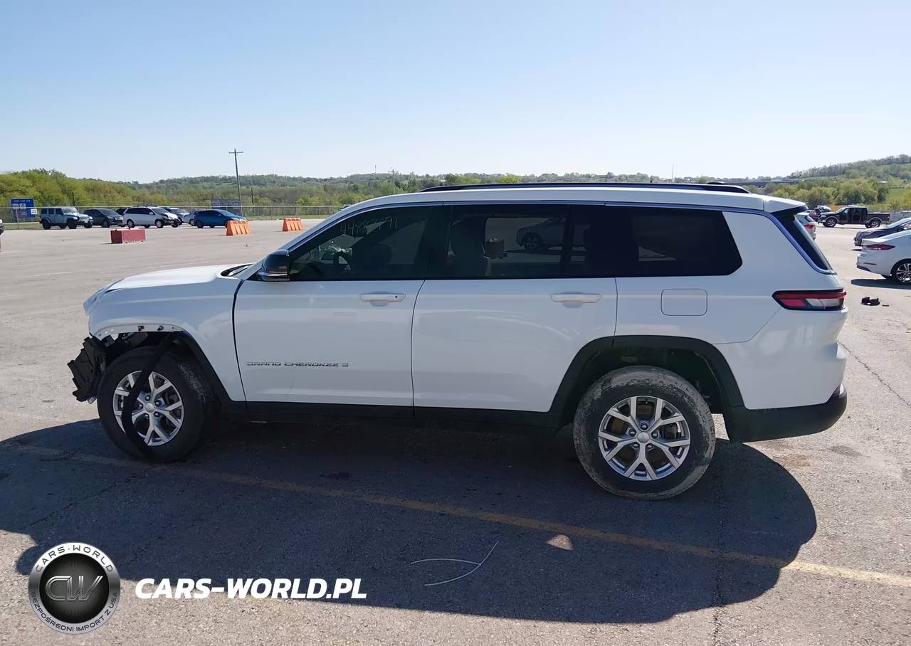 2023 Jeep Grand Cherokee L Limited 4X4 VIN:1C4RJKBG3P8879354 - 15