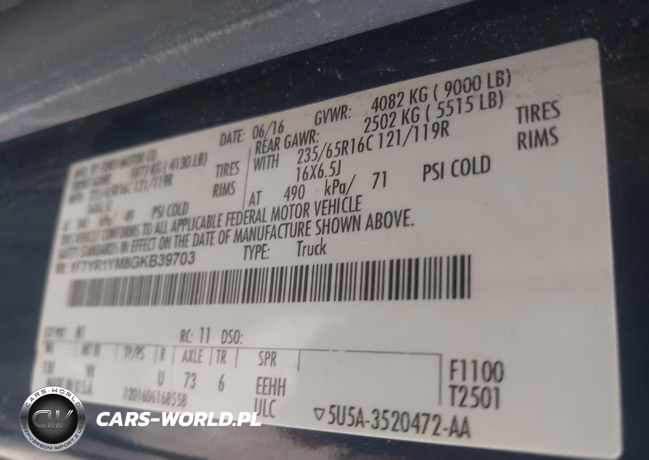 2016 Ford Transit-250 VIN:1FTYR1YM8GKB39703 - 9
