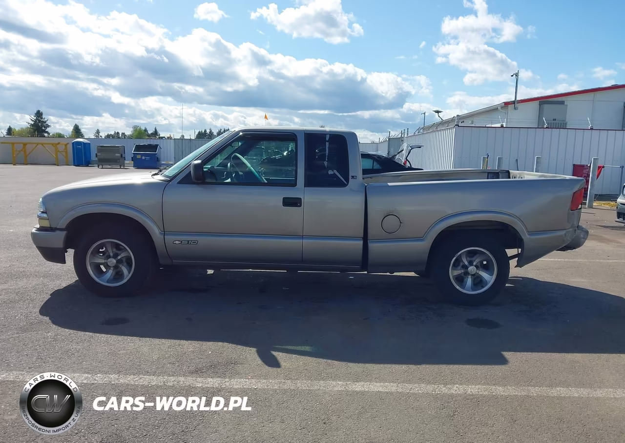2002 Chevrolet S-10 Ls VIN:1GCCS195828250053 - 14