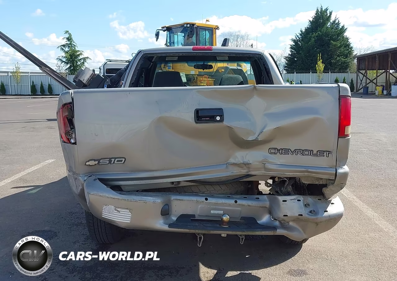 2002 Chevrolet S-10 Ls VIN:1GCCS195828250053 - 16