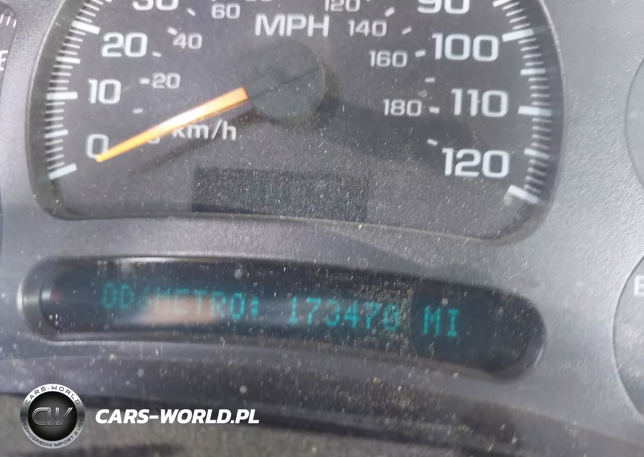 2004 Chevrolet Silverado 2500Hd Work Truck VIN:1GBHC24U74E273582 - 7