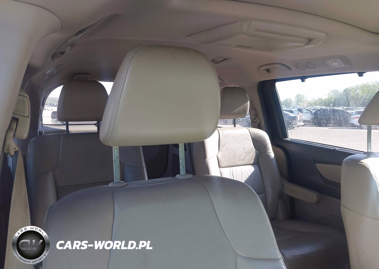 2012 Honda Odyssey Touring-Touring Elite VIN:5FNRL5H91CB100077 - 8