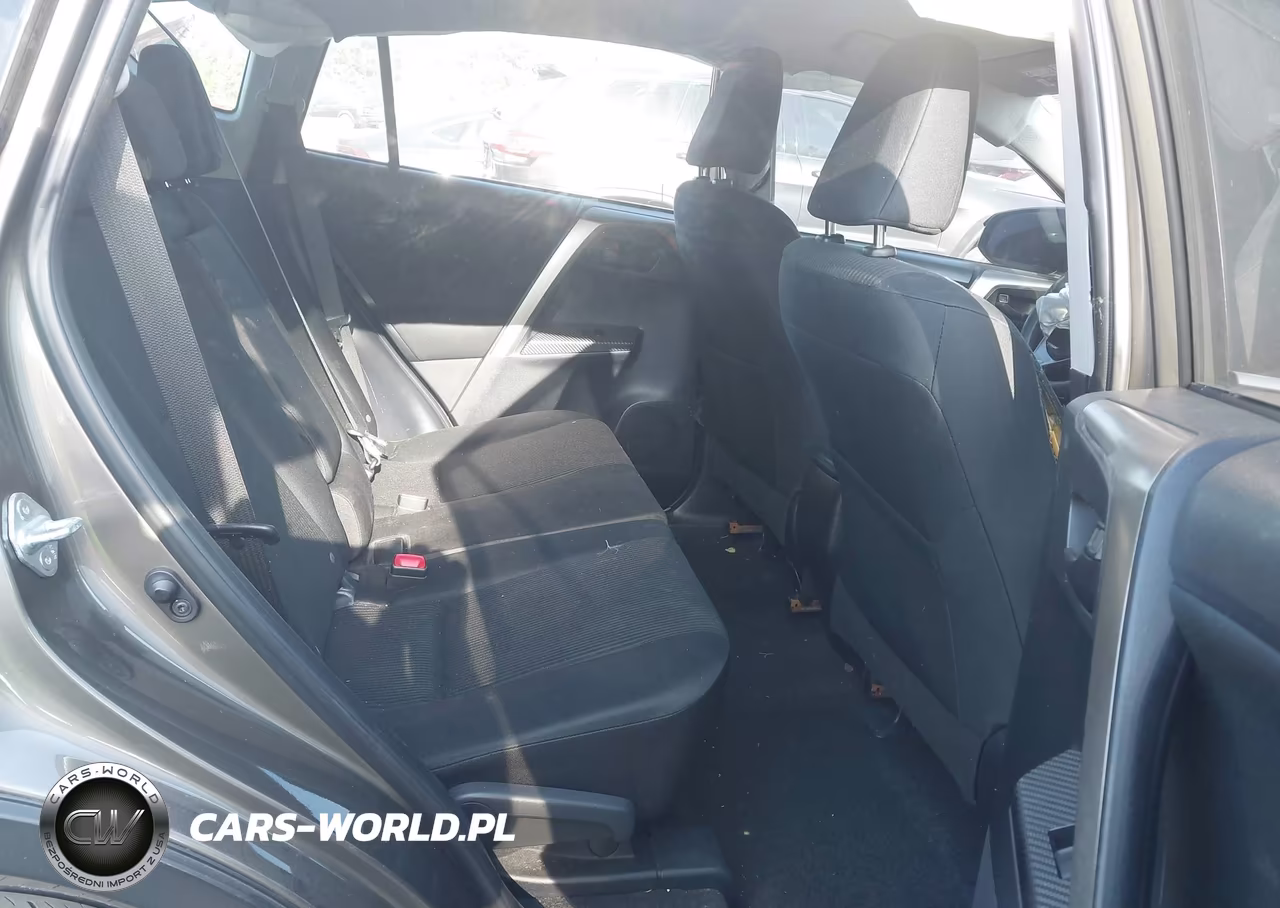 2015 Toyota Rav4 Le VIN:JTMZFREV9FD061749 - 8