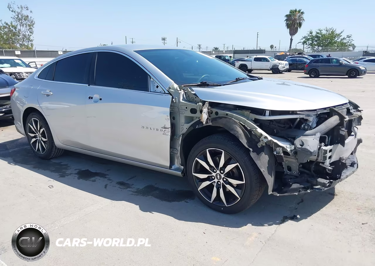 2018 Chevrolet Malibu Lt – zdjęcie 1 z 17