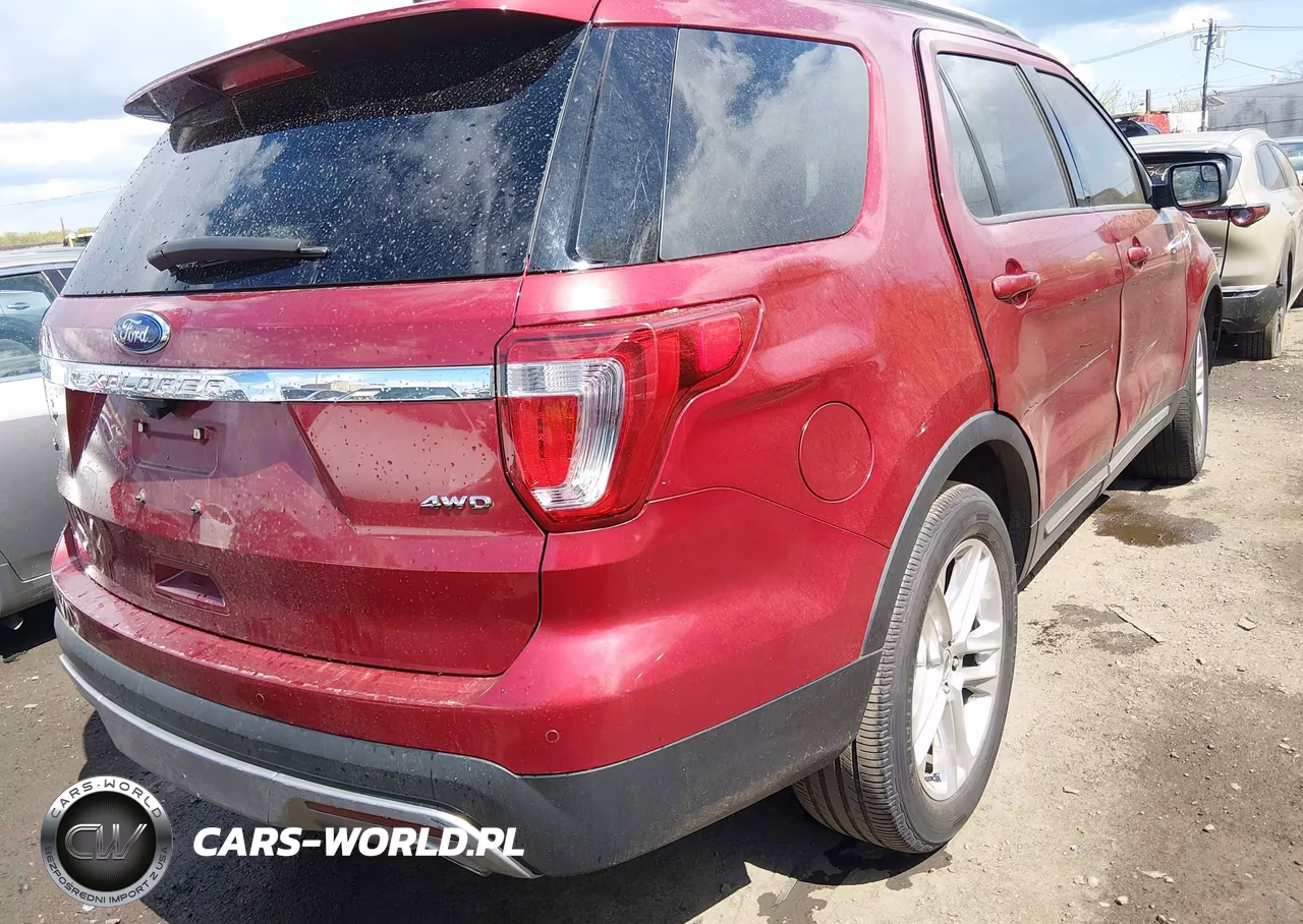 2016 Ford Explorer Xlt VIN:1FM5K8D83GGA83192 - 4