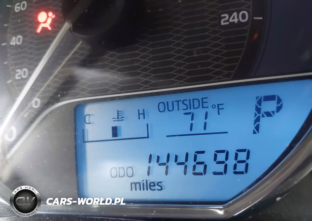 2015 Toyota Corolla Le Plus VIN:2T1BURHE9FC442940 - 15