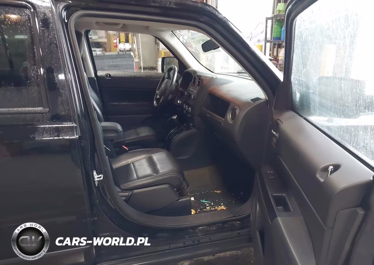 2016 Jeep Patriot High Altitude Edition VIN:1C4NJRFB1GD681398 - 5