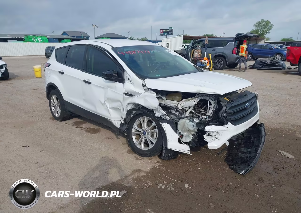 2017 Ford Escape S – zdjęcie 1 z 17