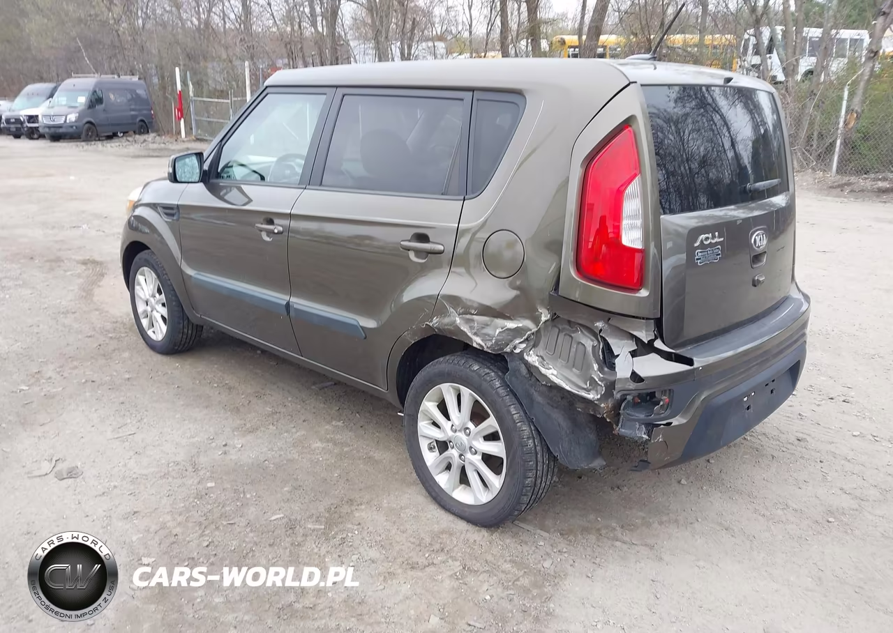 2013 Kia Soul + VIN:KNDJT2A61D7546331 - 3