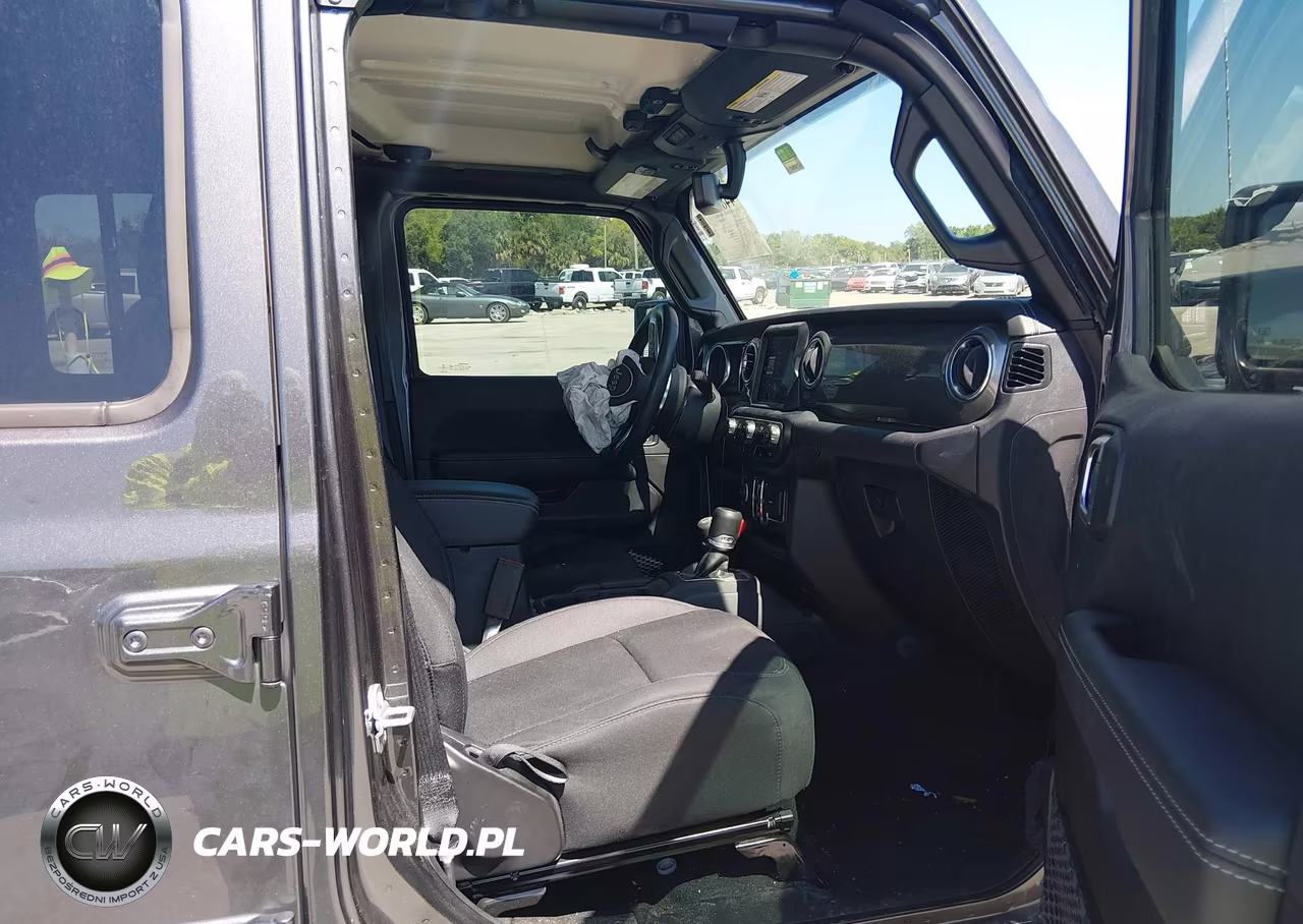 2022 Jeep Gladiator Overland 4X4 VIN:1C6HJTFG3NL139977 - 5