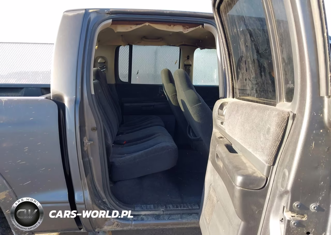 2003 Dodge Dakota Sport-Sxt VIN:1D7HG38X43S122585 - 8