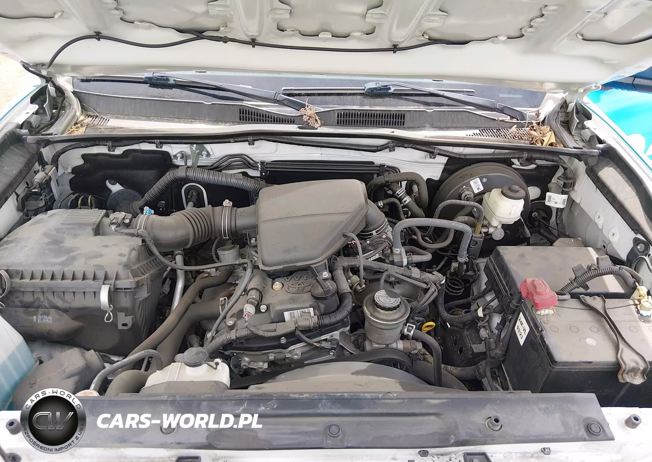 2019 Toyota Tacoma Sr VIN:5TFRX5GN2KX162532 - 10
