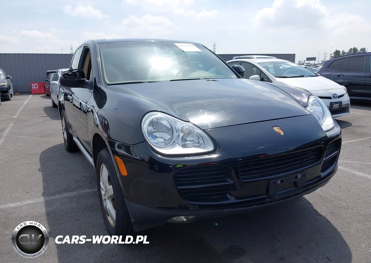 2004 Porsche Cayenne V6
