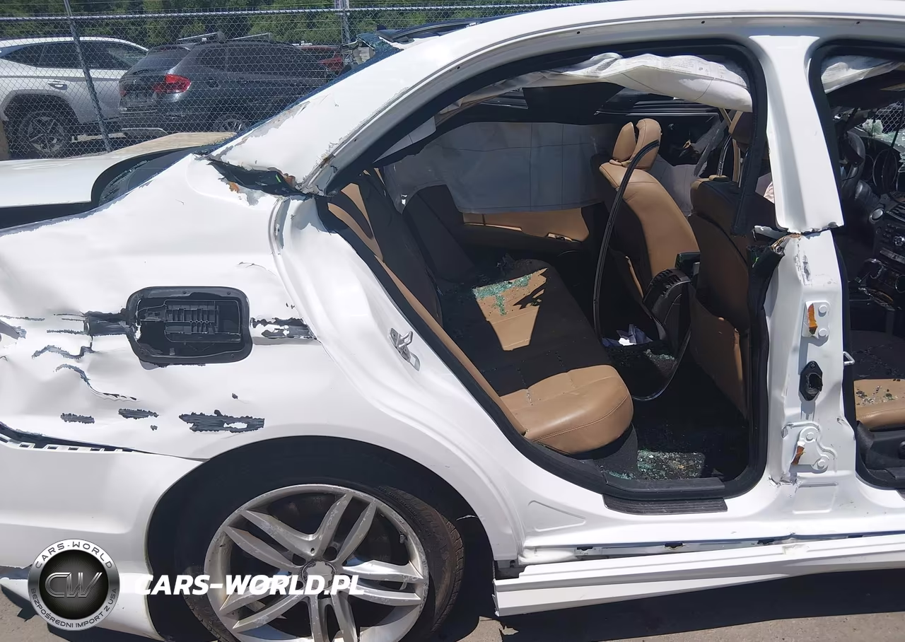 2013 Mercedes-Benz C 300 Sport 4Matic VIN:WDDGF8ABXDR296616 - 8