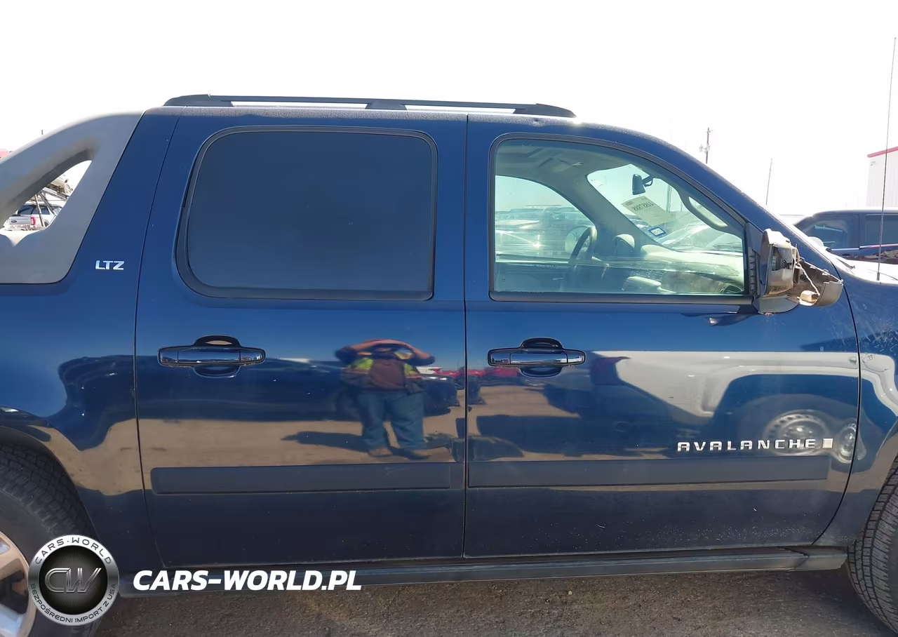 2007 Chevrolet Avalanche 1500 Ltz VIN:3GNEC12037G212677 - 13