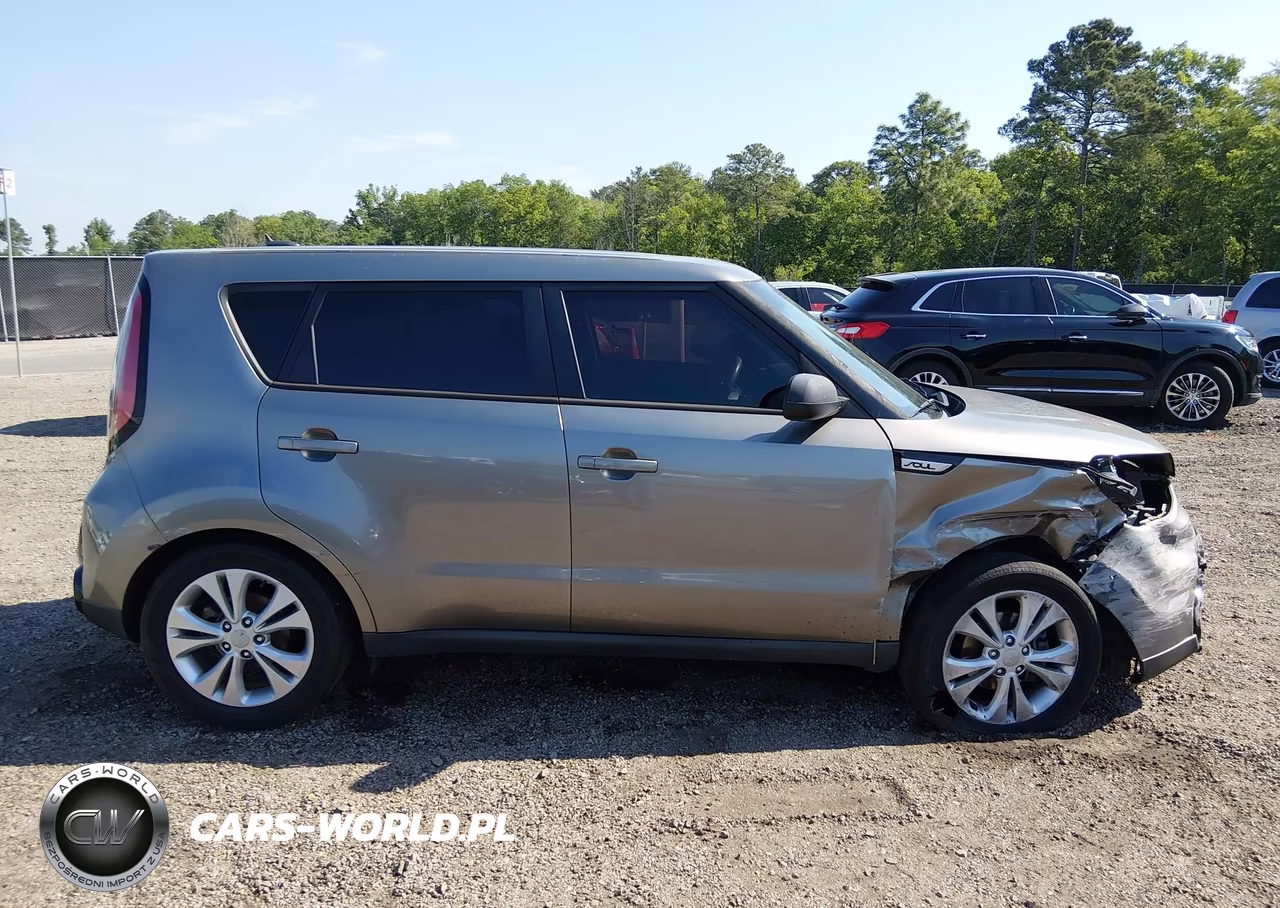 2016 Kia Soul + VIN:KNDJP3A51G7249601 - 13