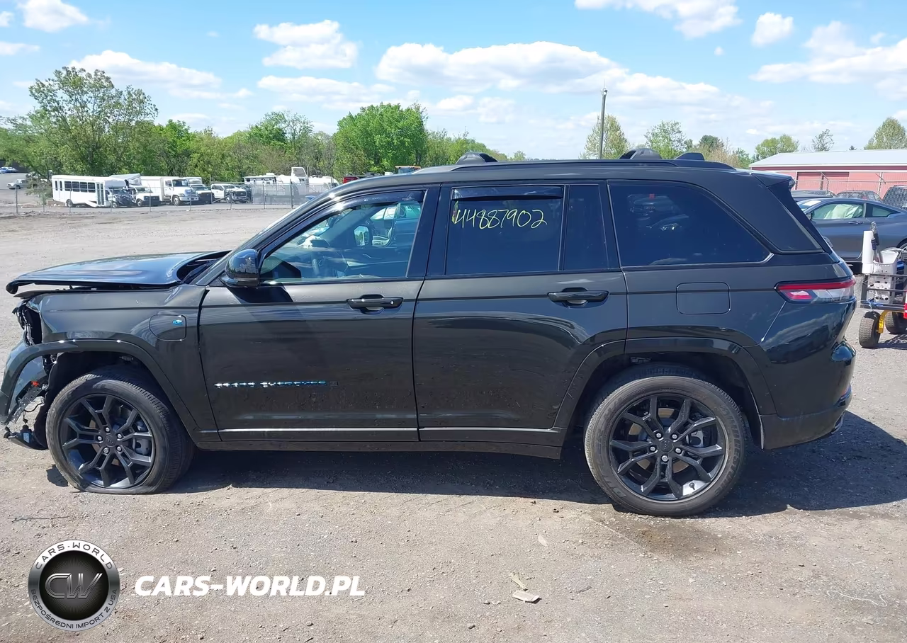 2024 Jeep Grand Cherokee 4Xe Anniversary Edition VIN:1C4RJYB62R8511468 - 15