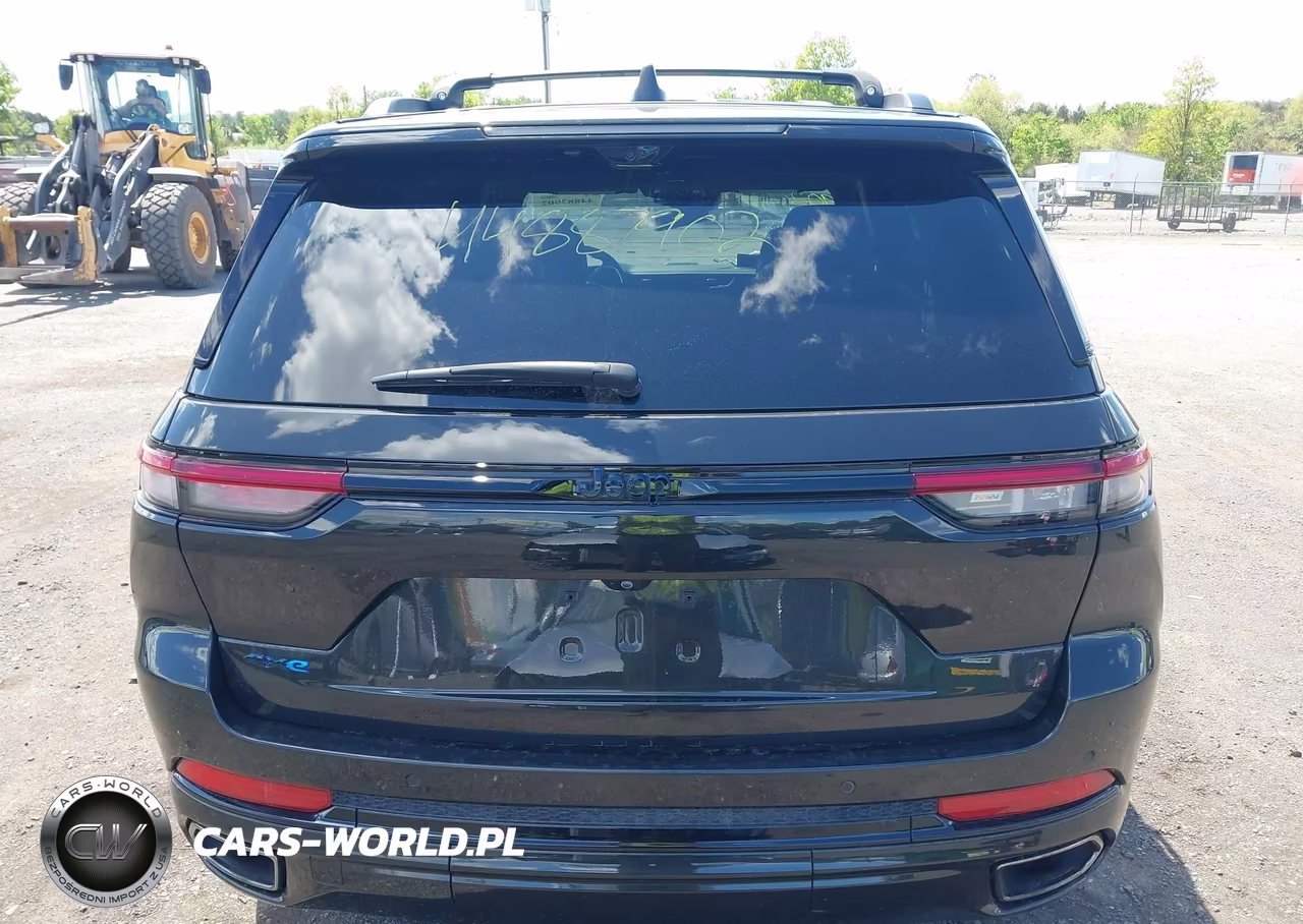 2024 Jeep Grand Cherokee 4Xe Anniversary Edition VIN:1C4RJYB62R8511468 - 17