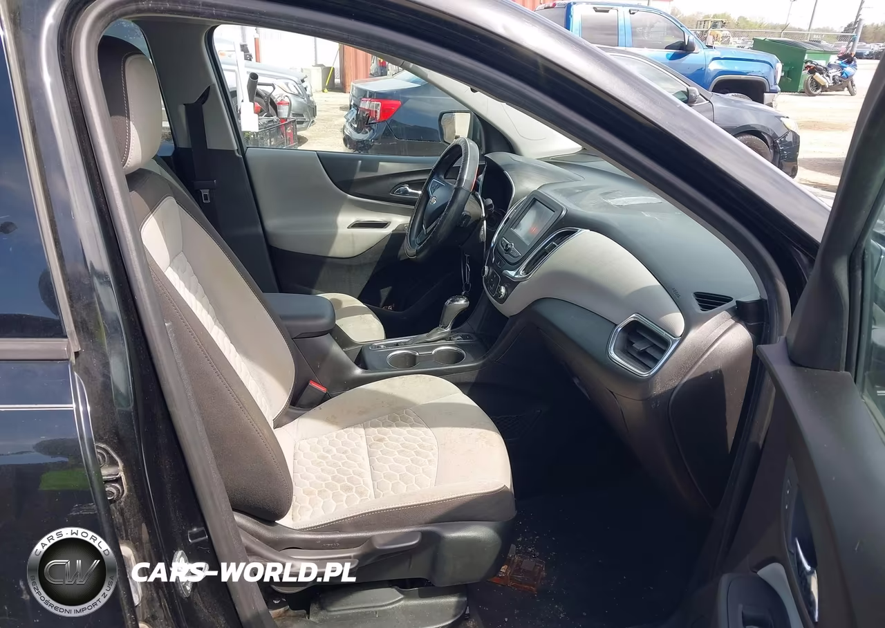 2018 Chevrolet Equinox Ls VIN:2GNAXREV5J6162750 - 5