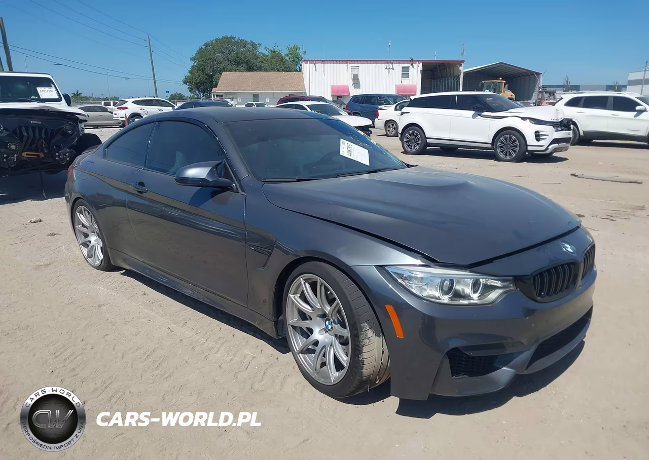 2015 BMW M4
