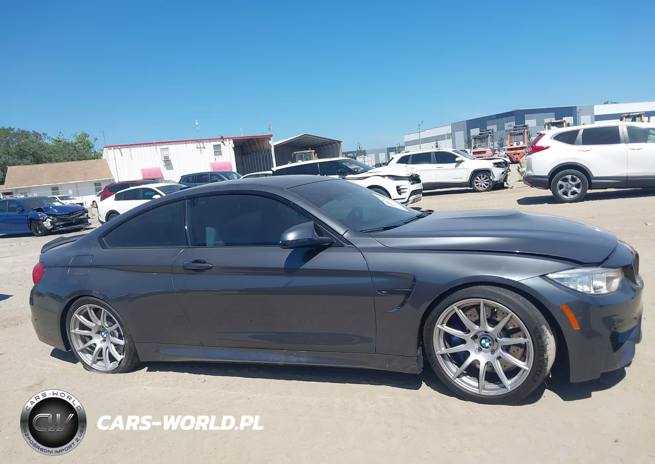 2015 BMW M4 VIN:WBS3R9C59FK332457 - 14