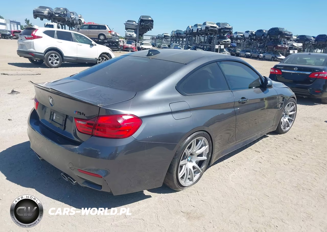 2015 BMW M4 VIN:WBS3R9C59FK332457 - 4