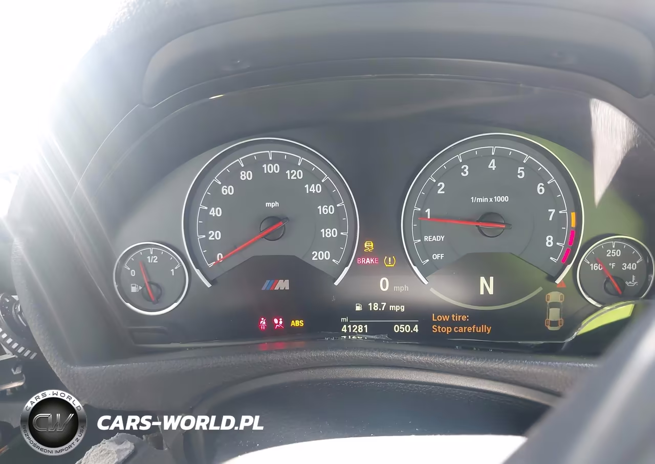 2015 BMW M4 VIN:WBS3R9C59FK332457 - 7
