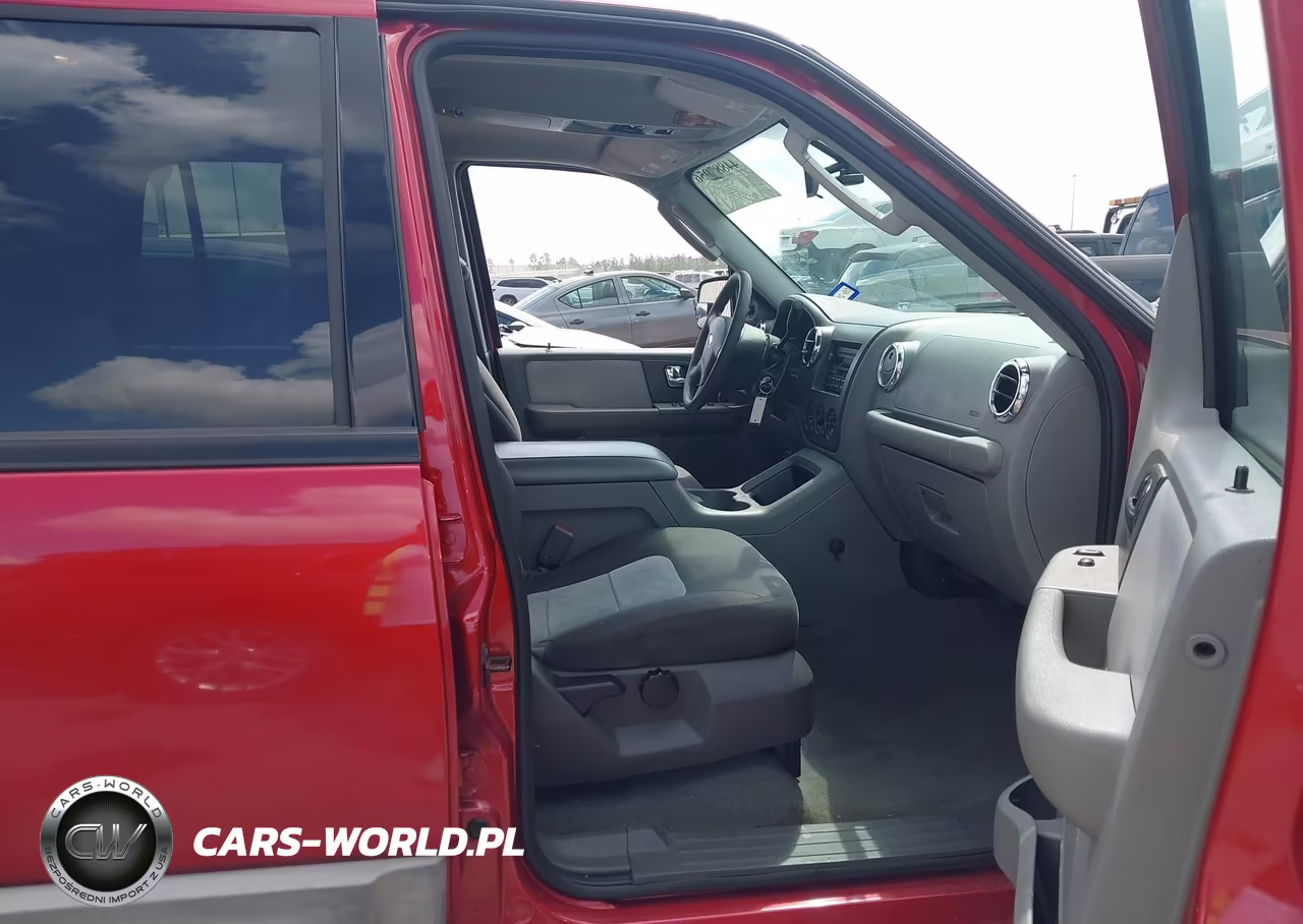 2005 Ford Expedition Xlt VIN:1FMPU15545LA01277 - 5