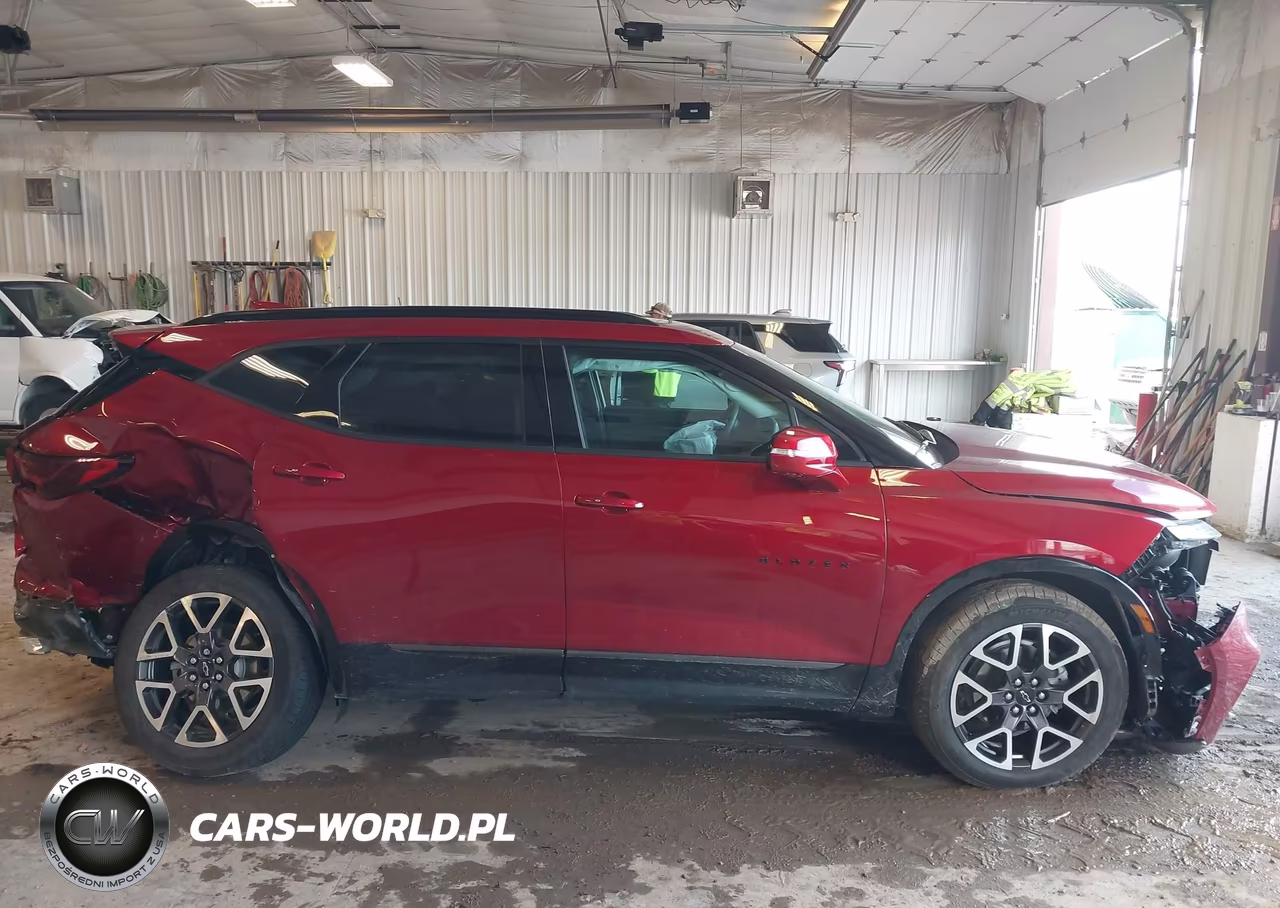 2025 Chevrolet Blazer Awd Rs VIN:3GNKBKRSXSS269905 - 13