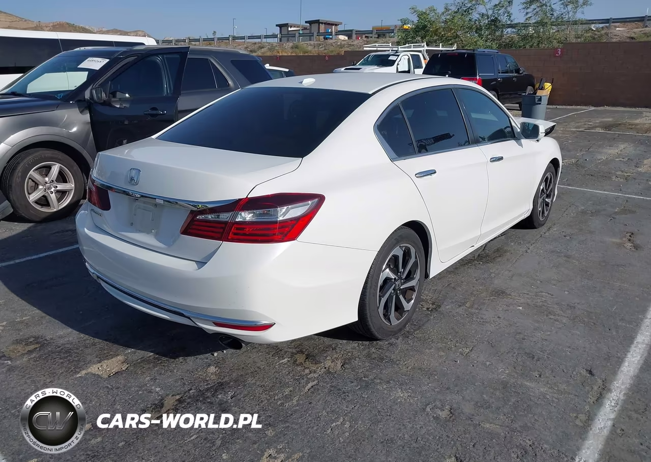 2016 Honda Accord Ex-L VIN:1HGCR2F86GA136389 - 4