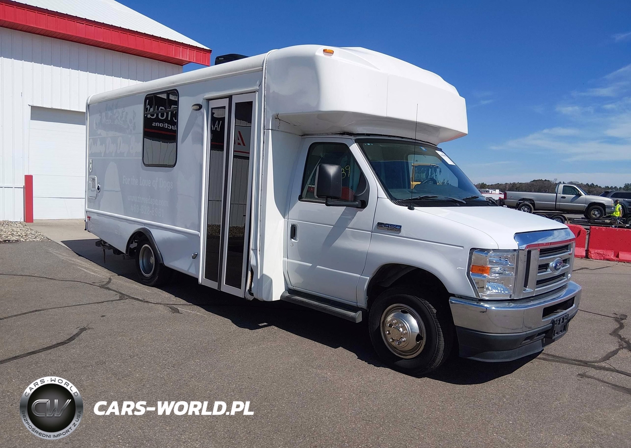 2021 Ford E-450 Cutaway