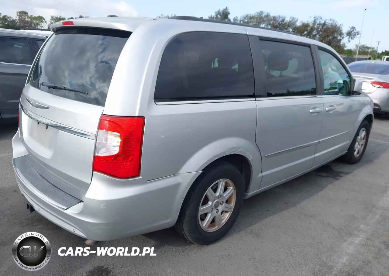 2012 Chrysler Town & Country Touring VIN:2C4RC1BGXCR134393 - 4