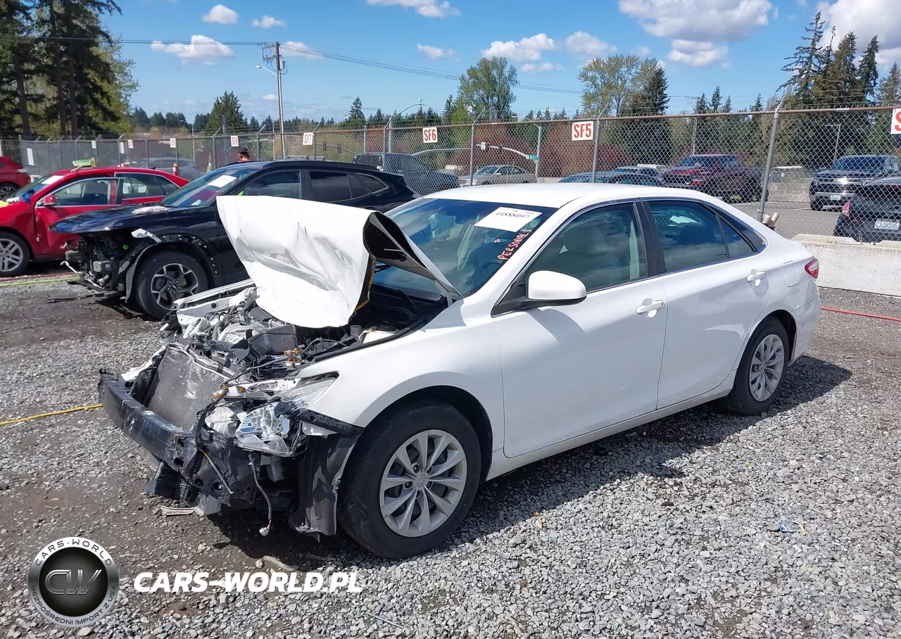 2017 Toyota Camry Le VIN:4T1BF1FK2HU803611 - 2
