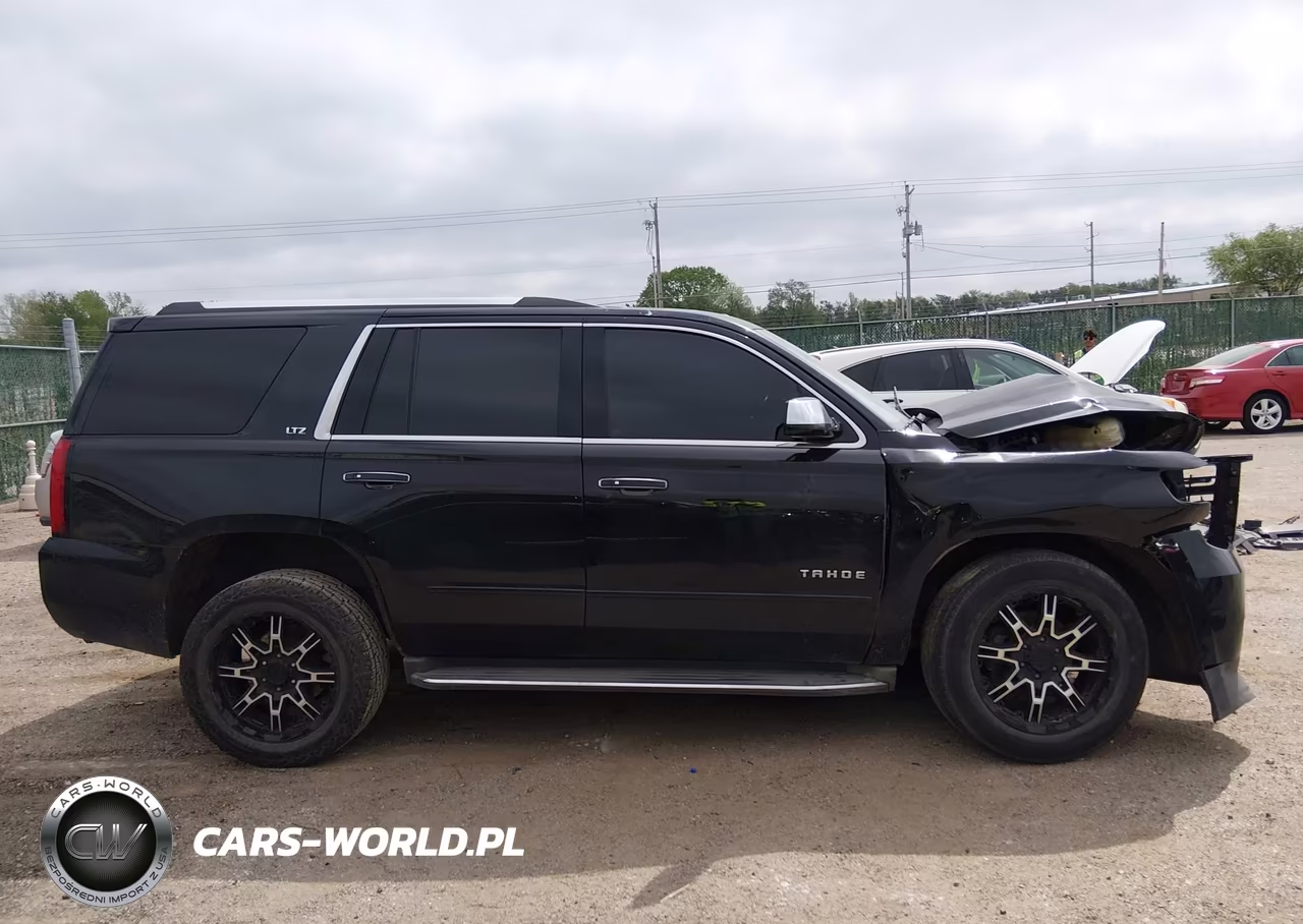 2015 Chevrolet Tahoe Ltz VIN:1GNSKCKC2FR239086 - 14