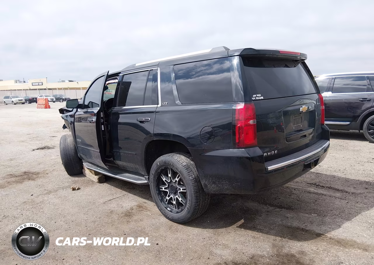 2015 Chevrolet Tahoe Ltz VIN:1GNSKCKC2FR239086 - 3