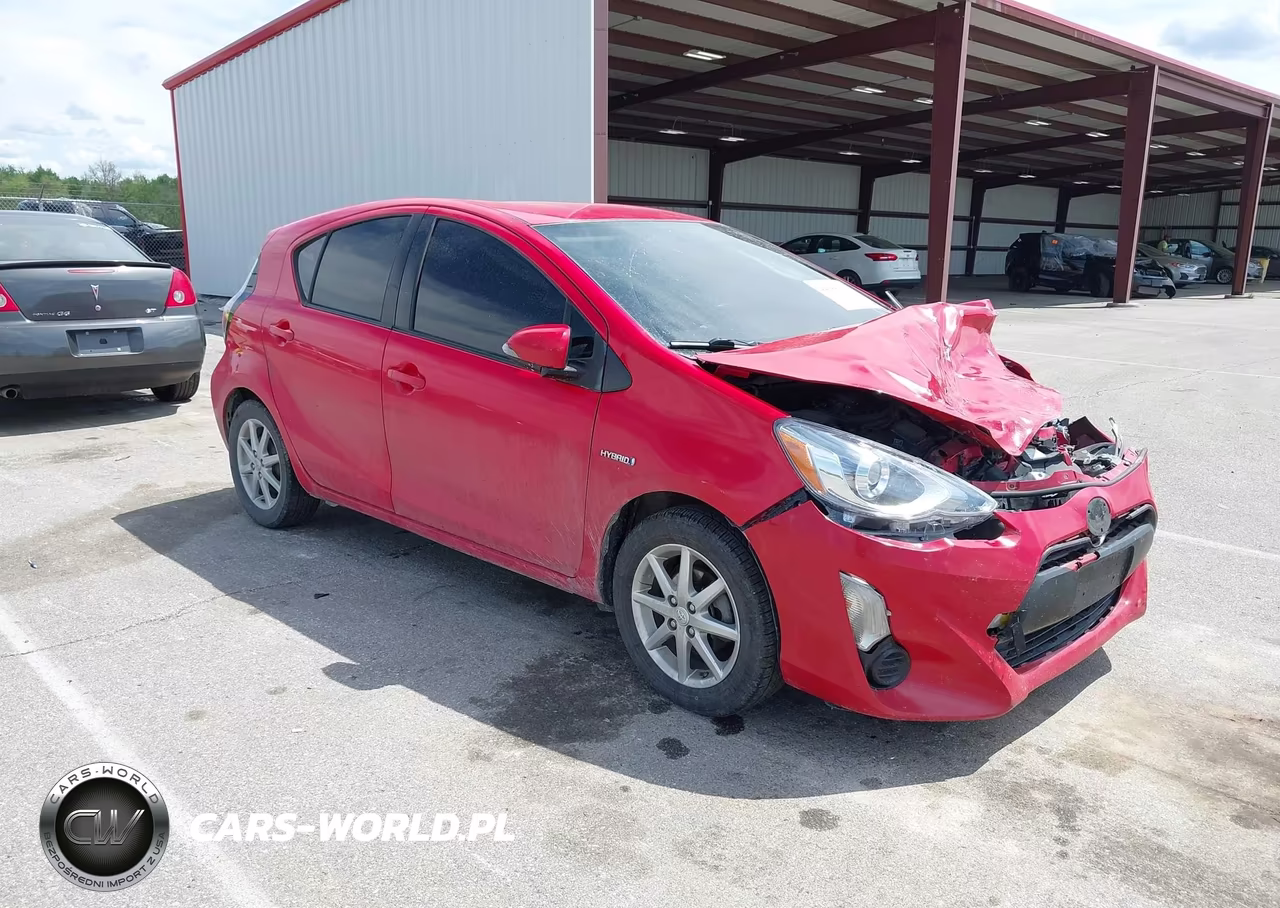 2015 Toyota Prius C Three – zdjęcie 1 z 16