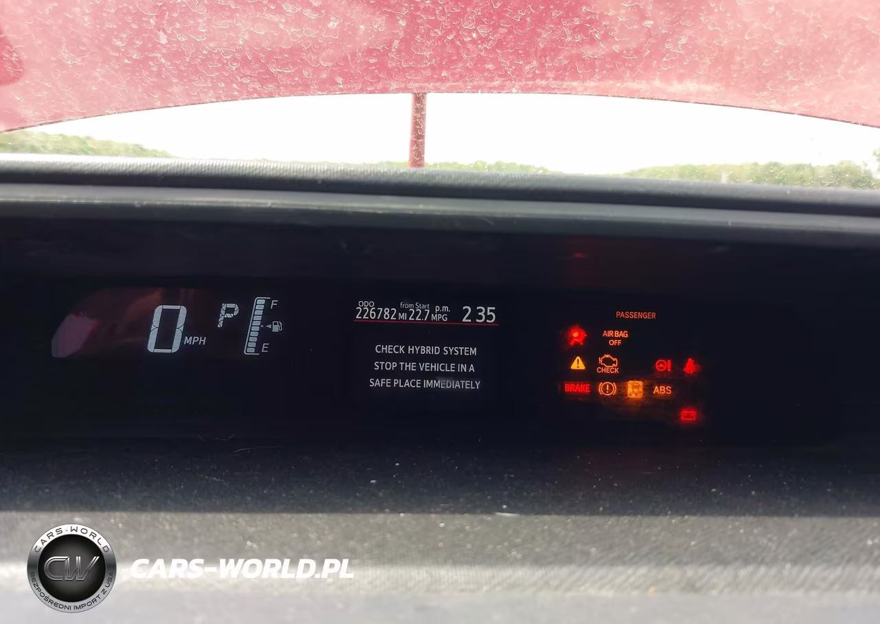 2015 Toyota Prius C Three VIN:JTDKDTB37F1114618 - 7