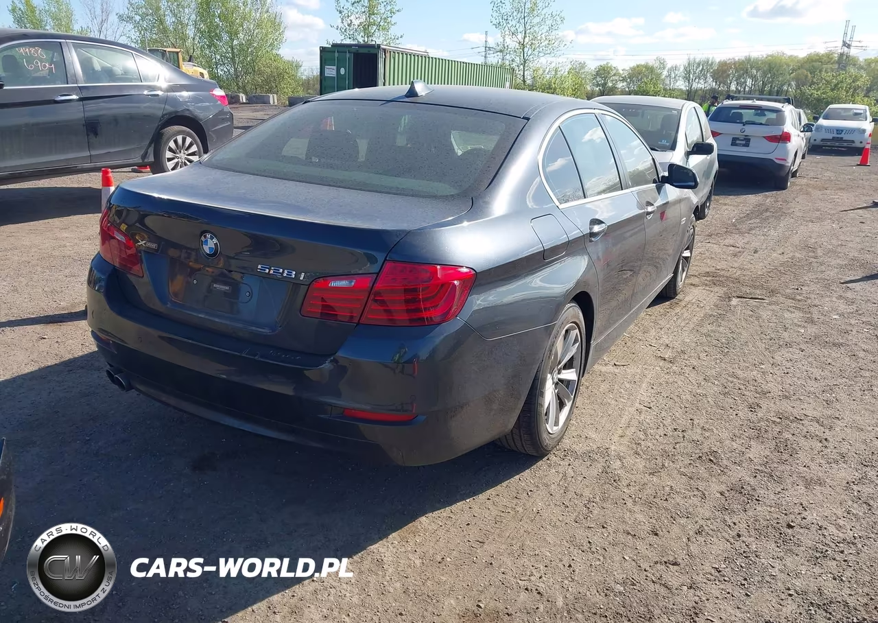 2015 BMW 528I xDrive VIN:WBA5A7C53FD627017 - 4